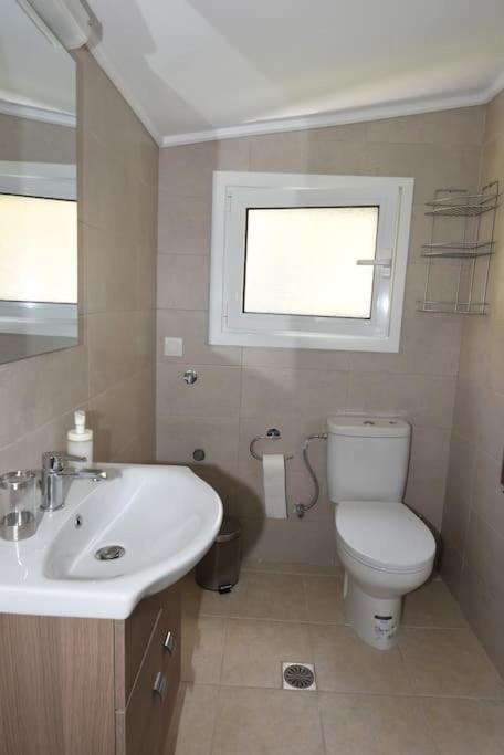 ηermes - 3 * Nafplio
